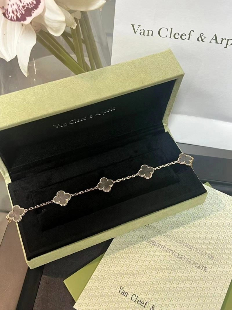 Vca Bracelets Tailored 255279