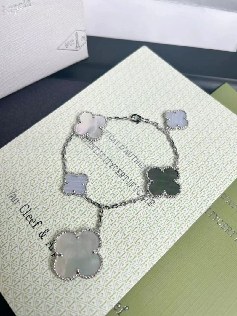 Vca Bracelets Vibrant 255278