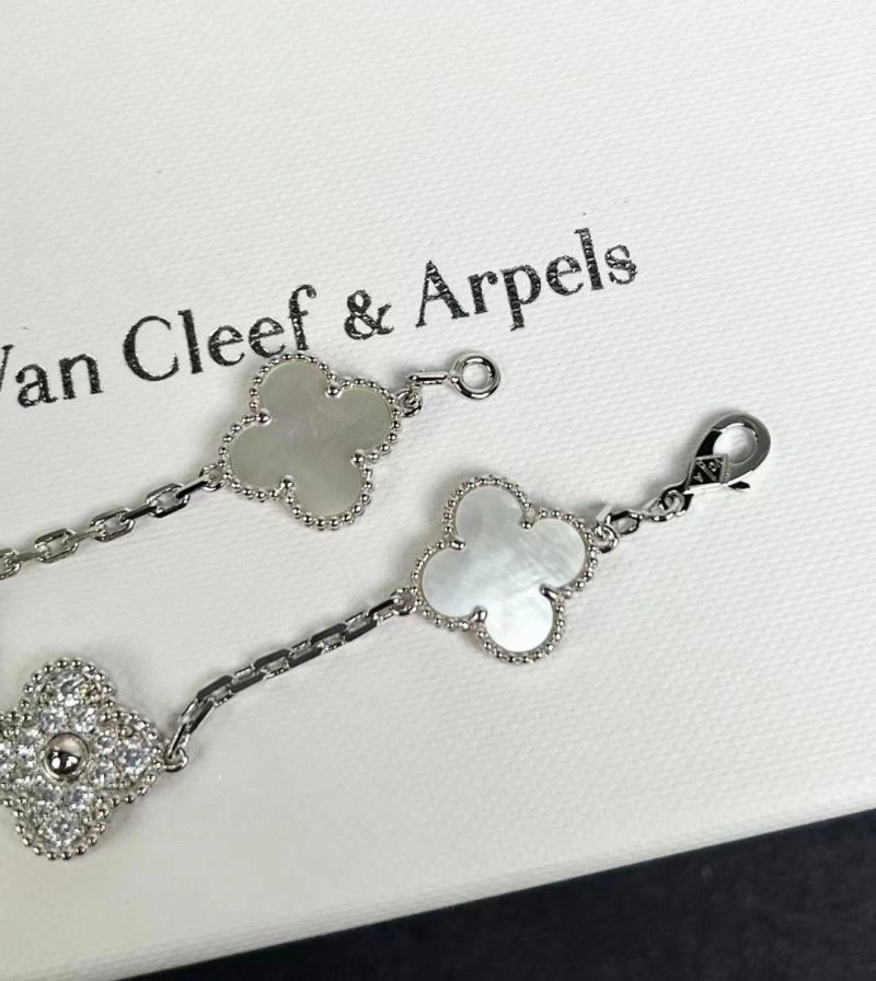 Trendsetting Vca Bracelets 255291