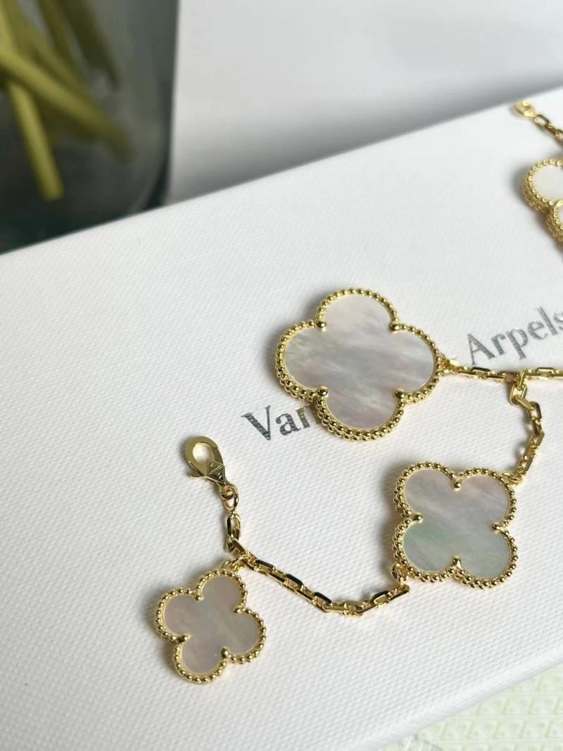 WaterResistant Vca Bracelets 255285