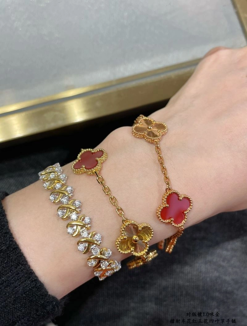 Vca Bracelets Comfortable 255292