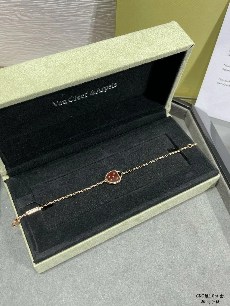 Youthful Vca Bracelets 255301