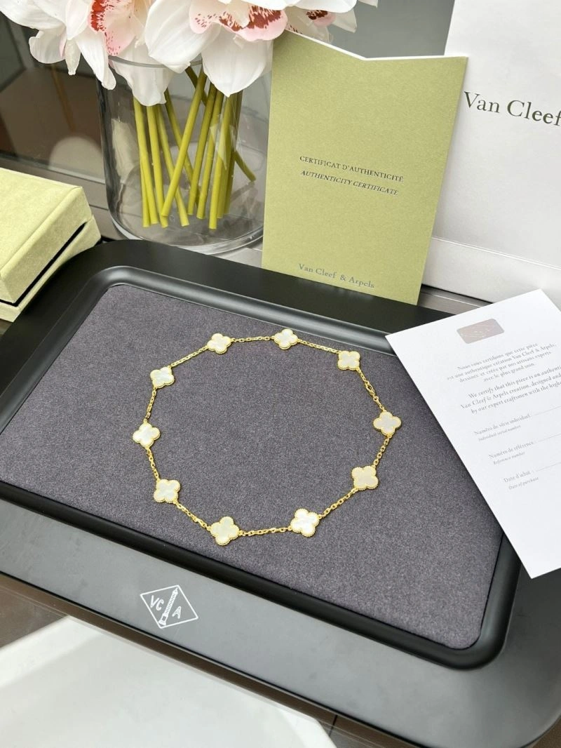 Fashionable Vca Bracelets 255088