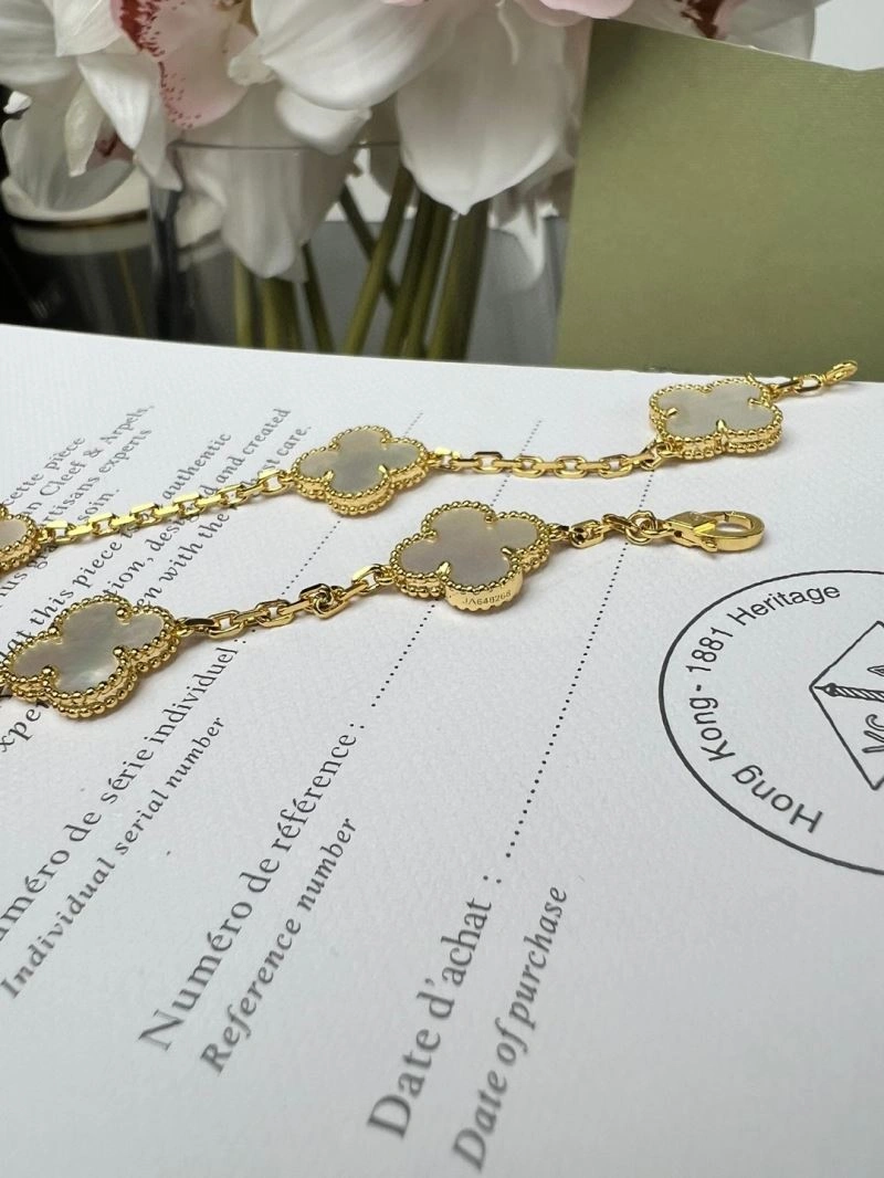 Fashionable Vca Bracelets 255088