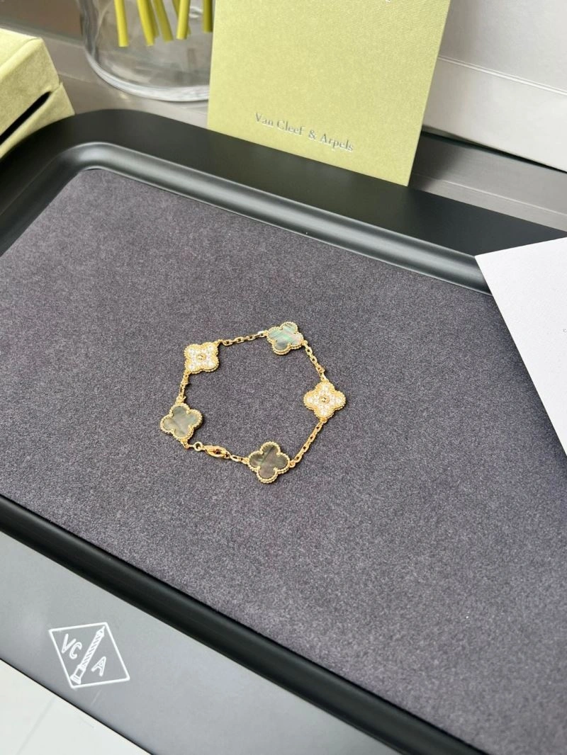 Vca Bracelets Comfortable 255078