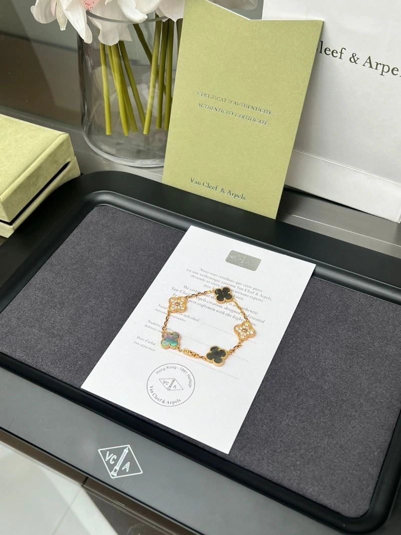 Vca Bracelets Comfortable 255078