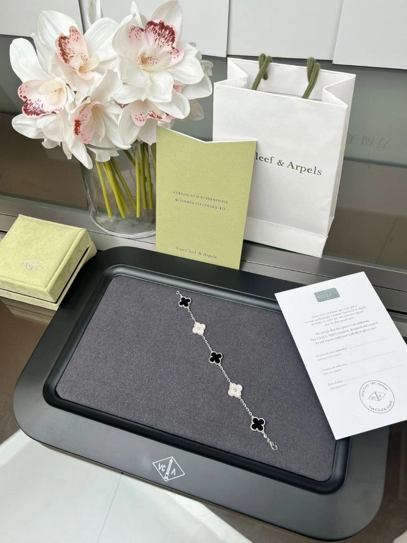 Durable Vca Bracelets 255086