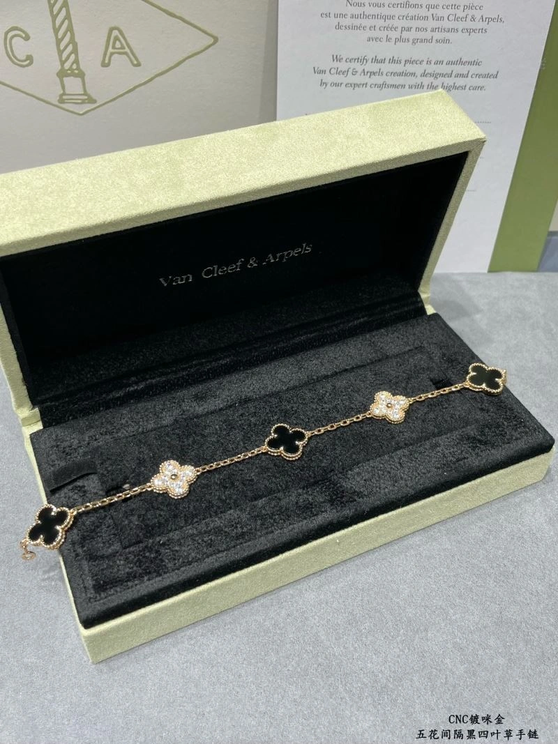 Neat Vca Bracelets 255096