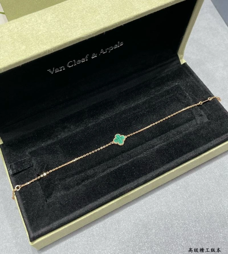 SoftTouch Vca Bracelets 255058