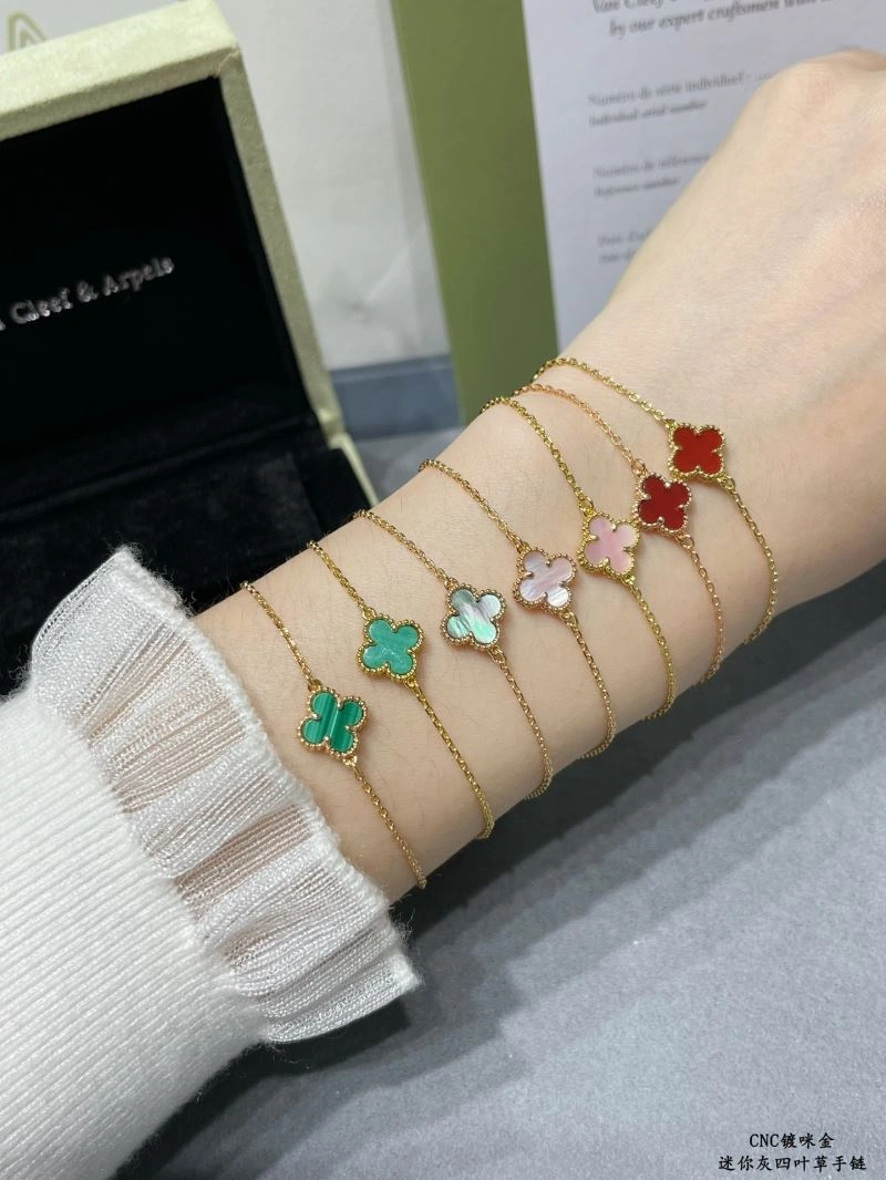 Vca Bracelets WaterResistant 255057