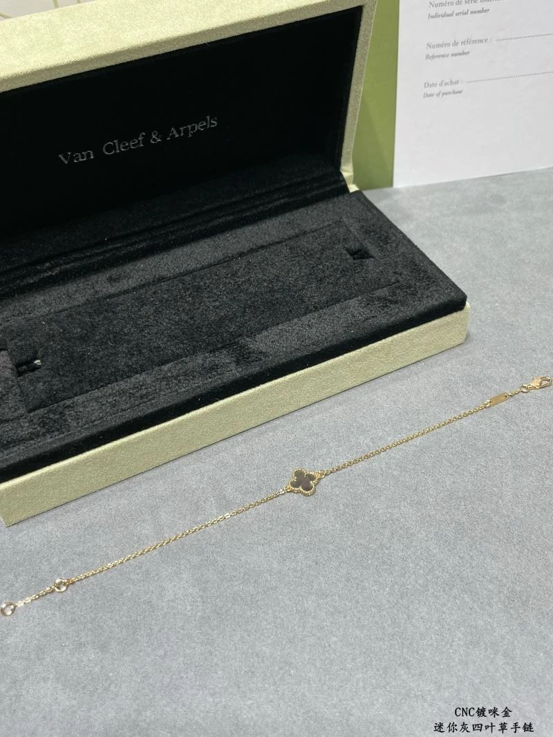 Vca Bracelets WaterResistant 255057
