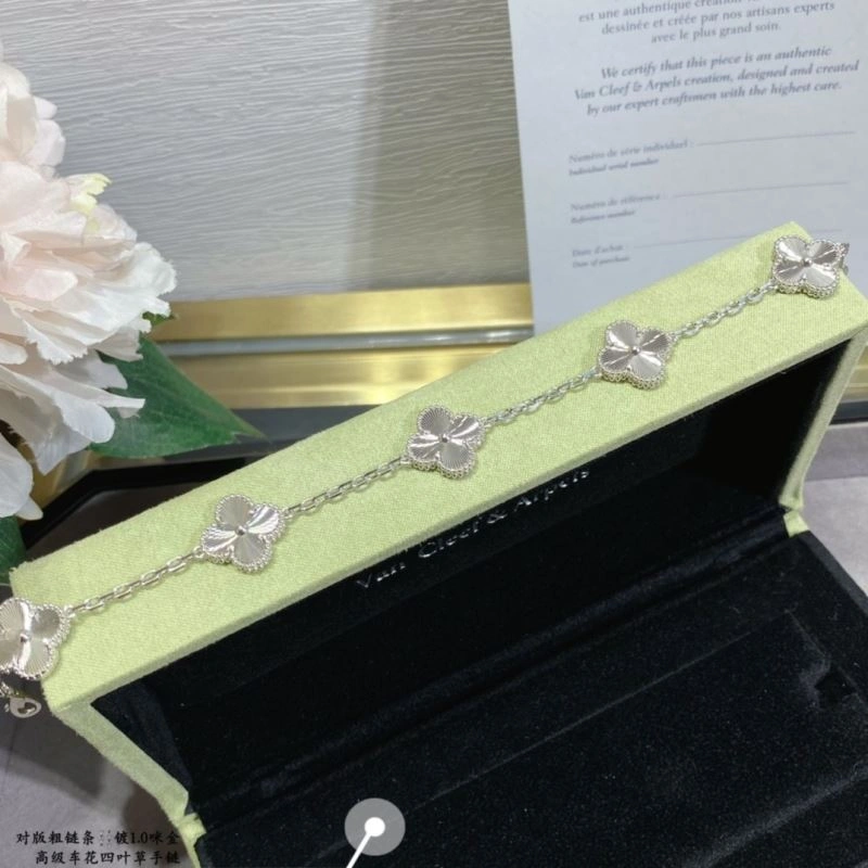 Thermal Vca Bracelets 255056