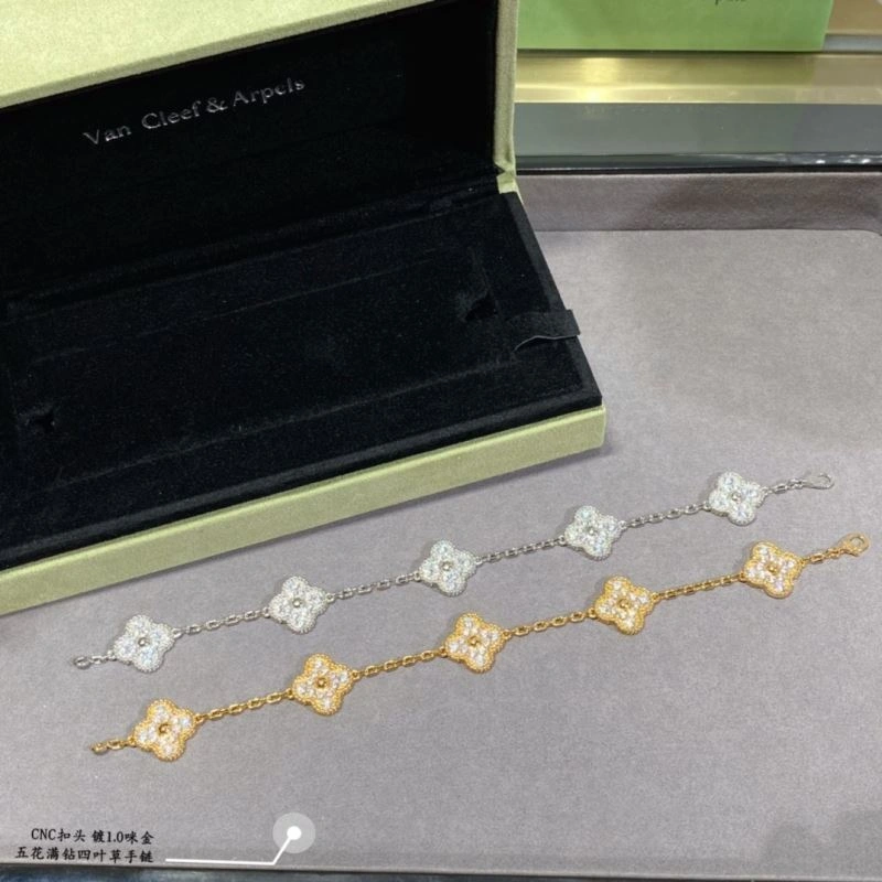 Vca Bracelets WaterResistant 255055