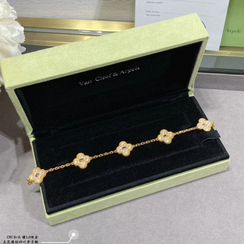 Vca Bracelets WaterResistant 255055