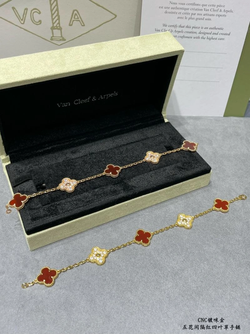Modern Vca Bracelets 255046