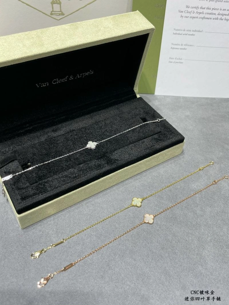 Attractive Vca Bracelets 255053