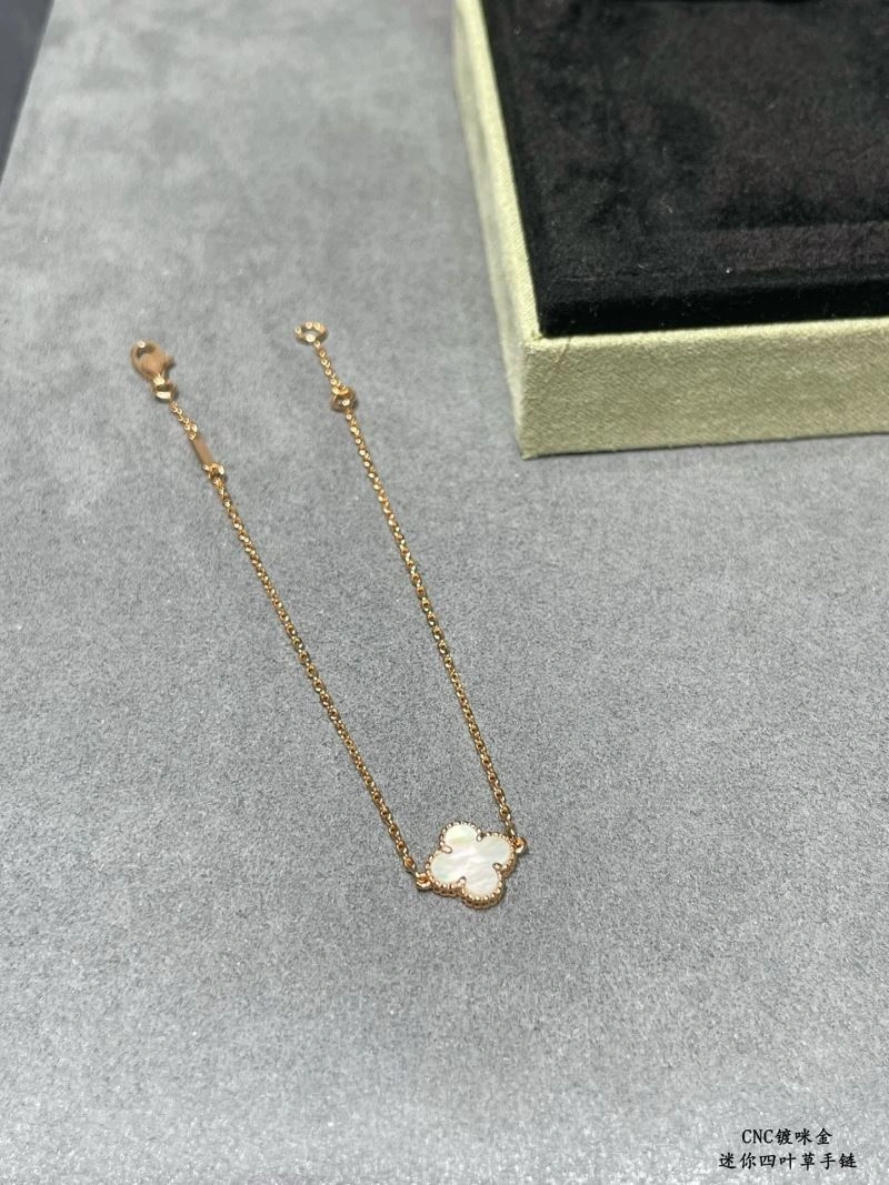 Attractive Vca Bracelets 255053