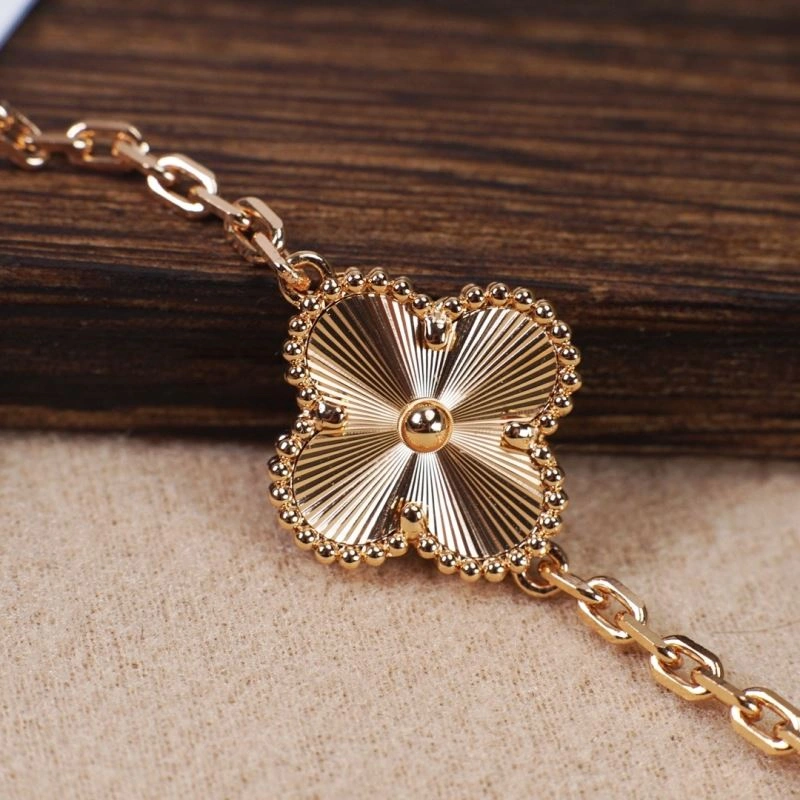 Vca Bracelets DailyWear 255028