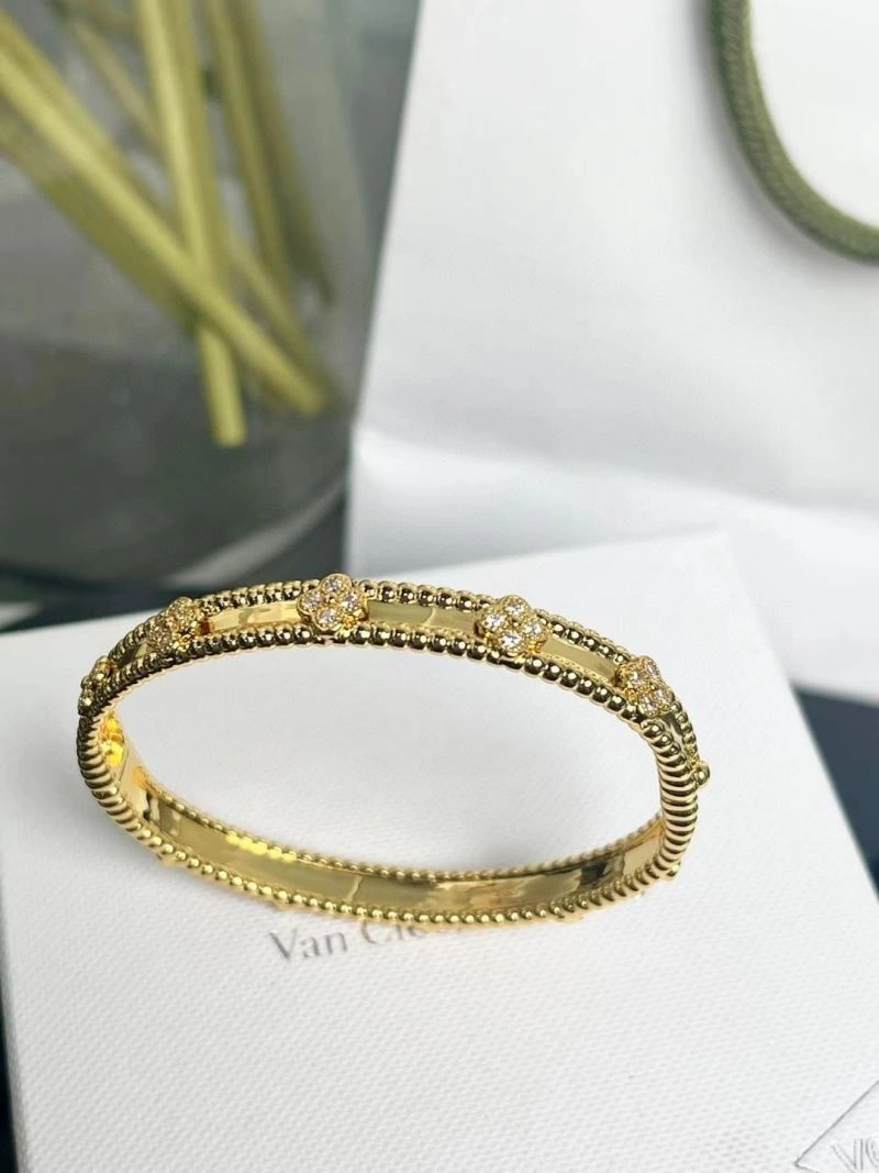 HighPerformance Vca Bracelets 255030