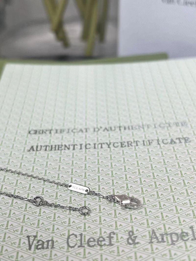 Vca Bracelets NewStyle 255035