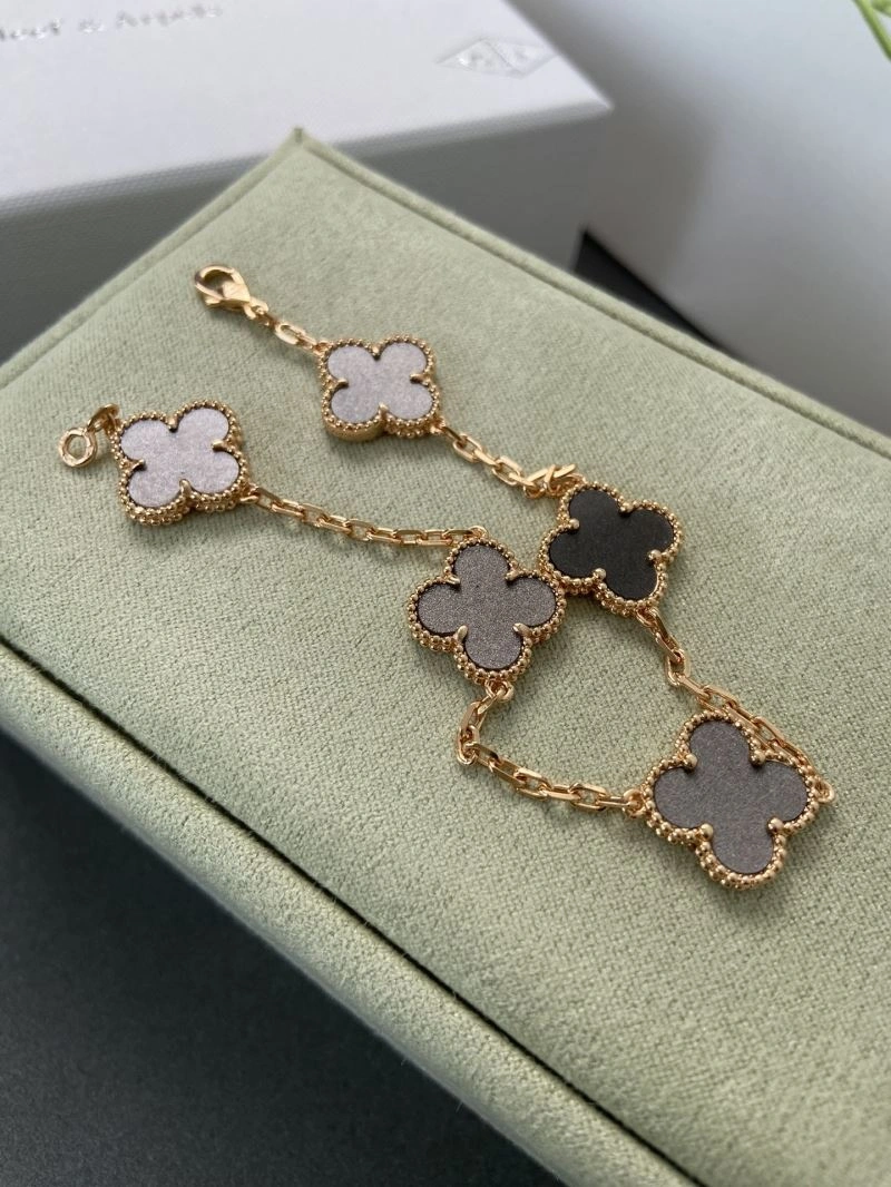 Vca Bracelets DailyWear 255032