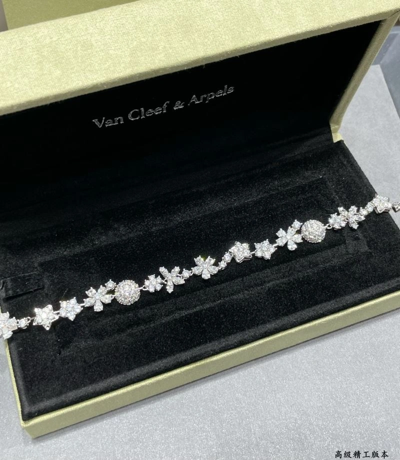 Vca Bracelets Affordable 255024
