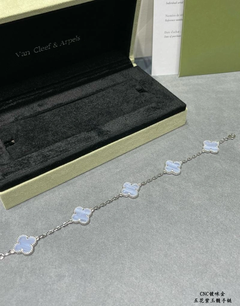 Vca Bracelets Comfortable 255027