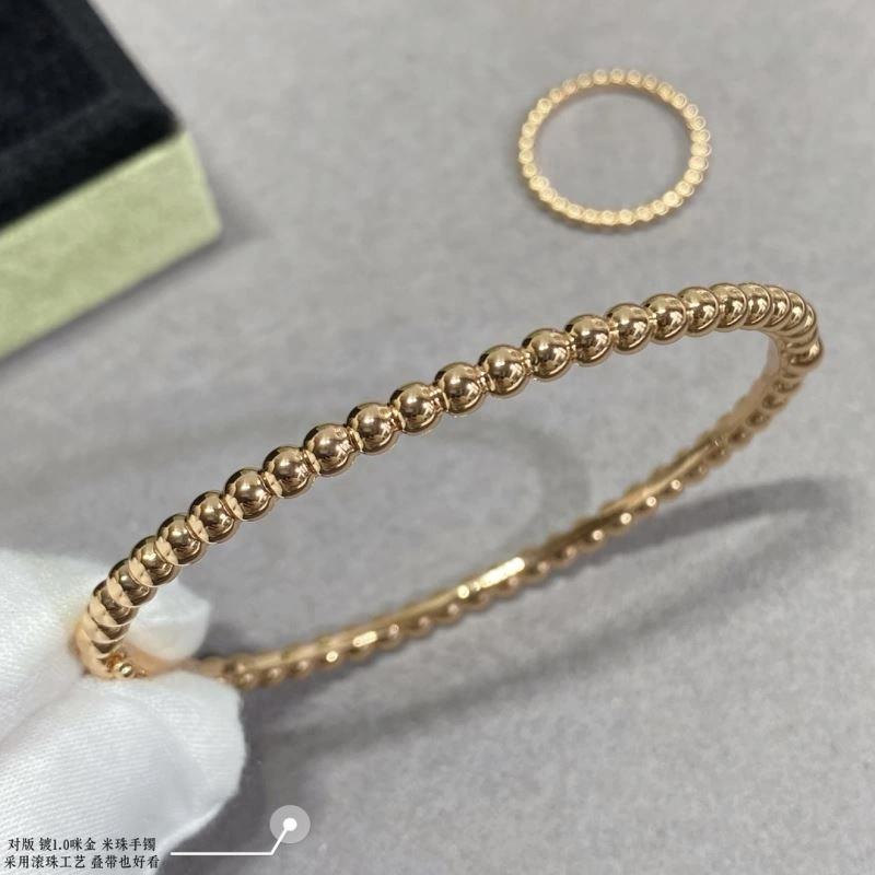 Flexible Vca Bracelets 255025