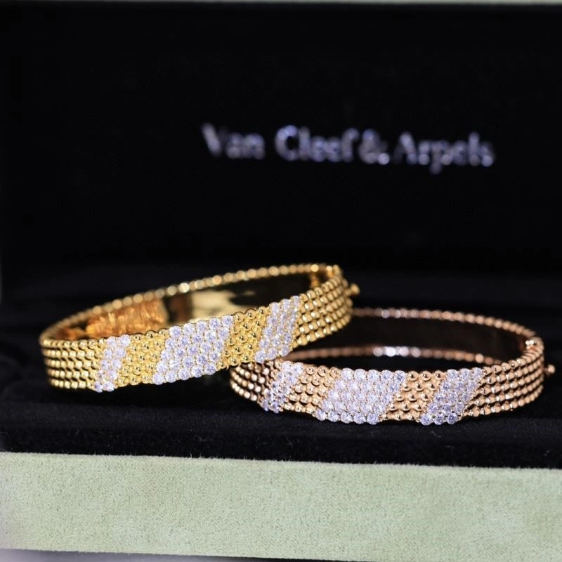 SmoothTexture Vca Bracelets 254886
