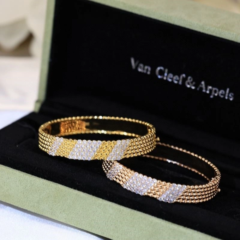 SmoothTexture Vca Bracelets 254886