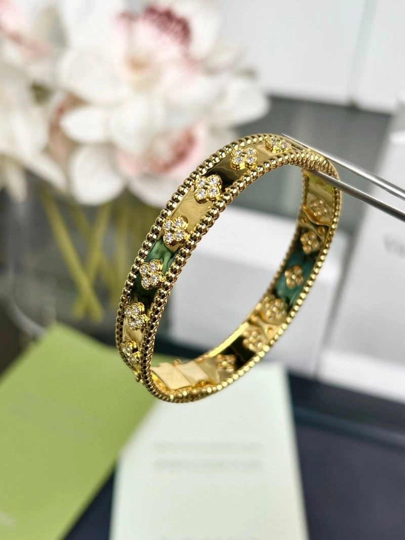 Chic Vca Bracelets 254878