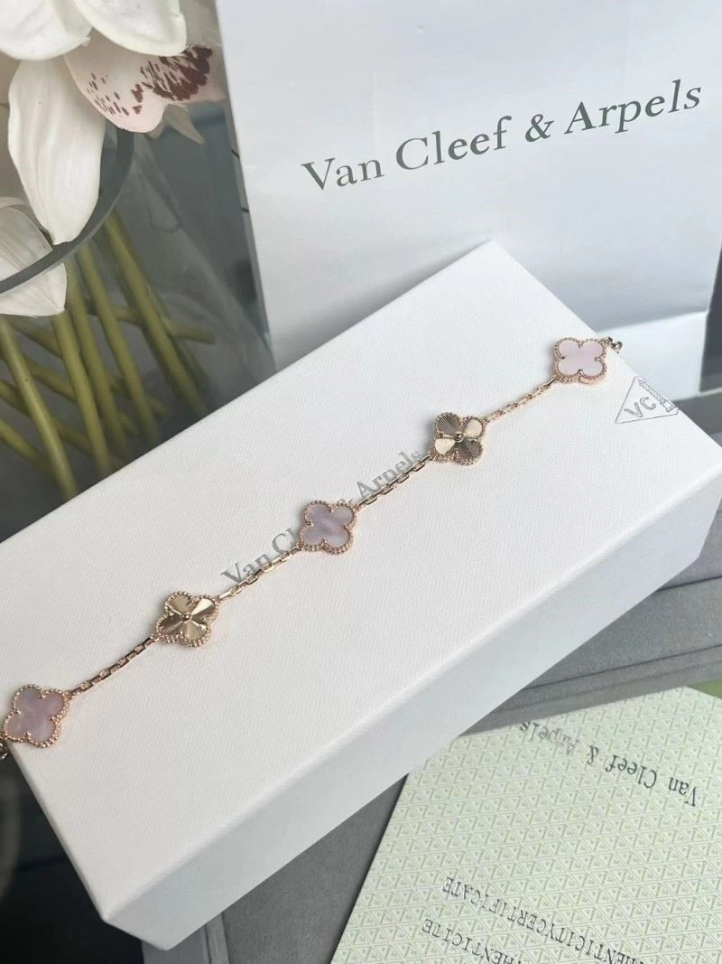 BestValue Vca Bracelets 254869