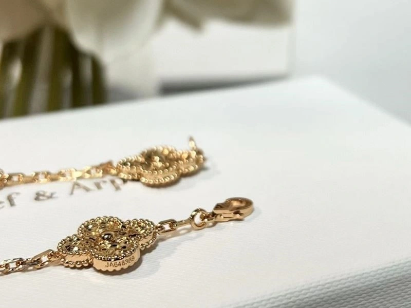 Timeless Vca Bracelets 254865