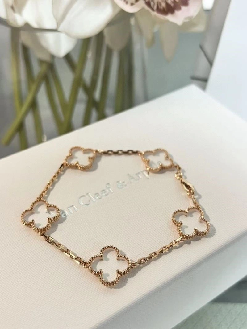 Vca Bracelets Casual 254868