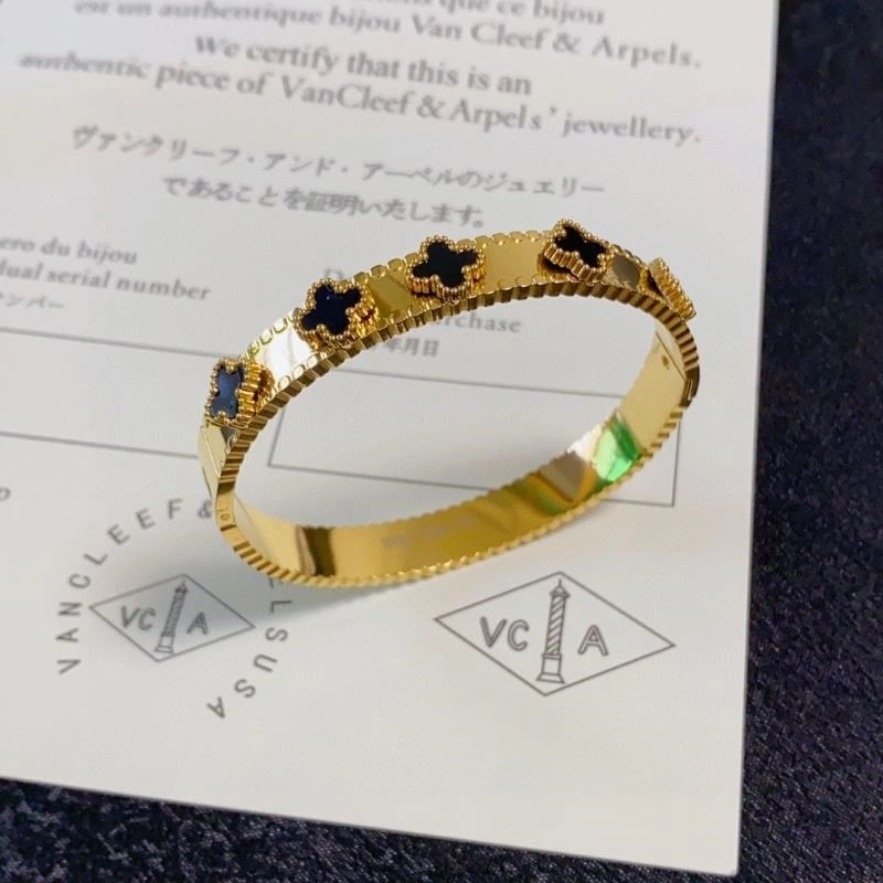 Vca Bracelets Upgraded 254854