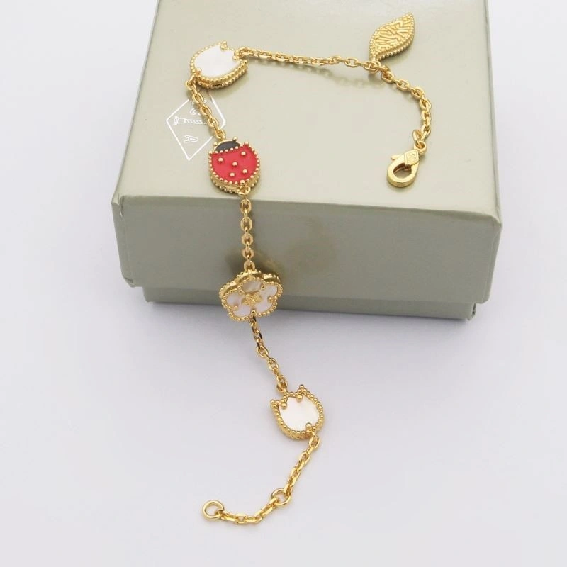 Vca Bracelets DailyWear 254879