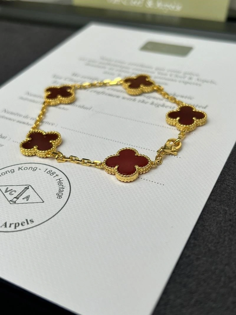 Vca Bracelets UrbanChic 254880