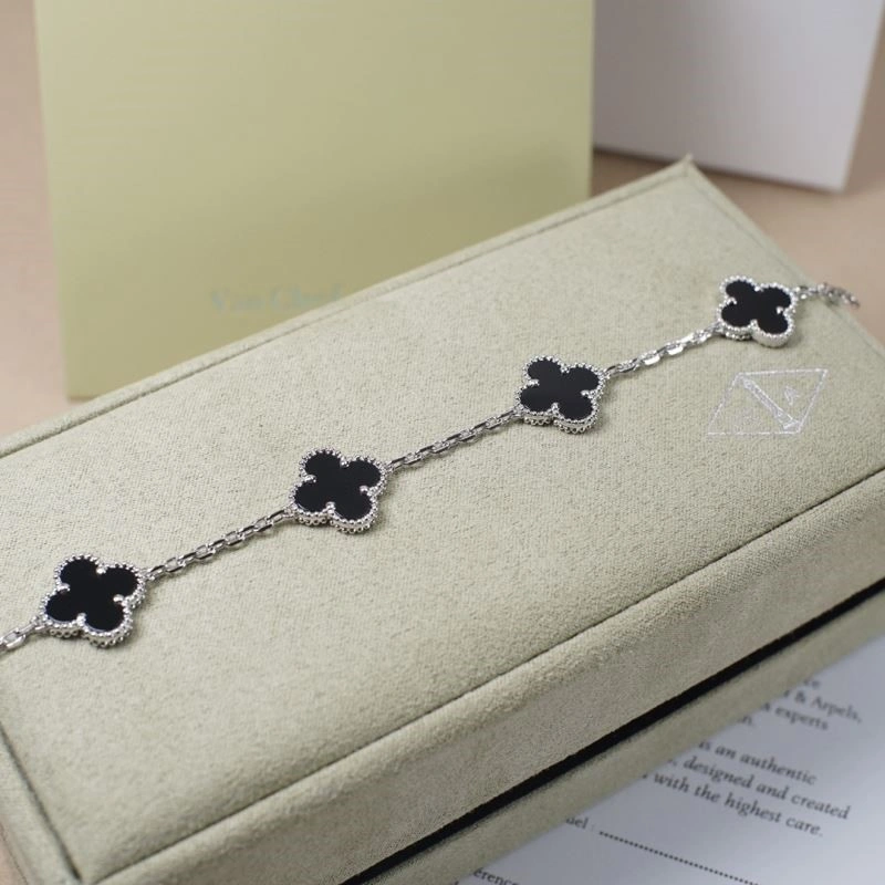 DailyWear Vca Bracelets 254850