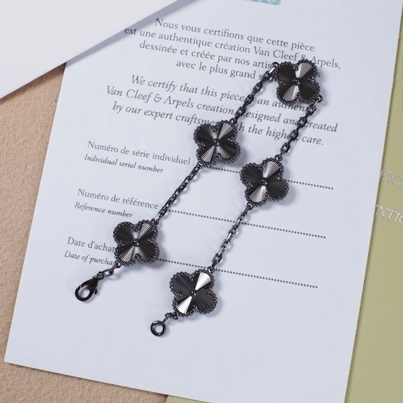 FashionForward Vca Bracelets 254842