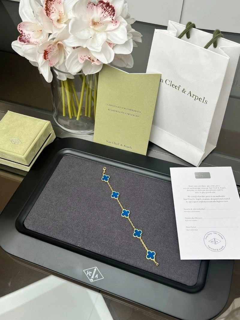 DailyWear Vca Bracelets 254841