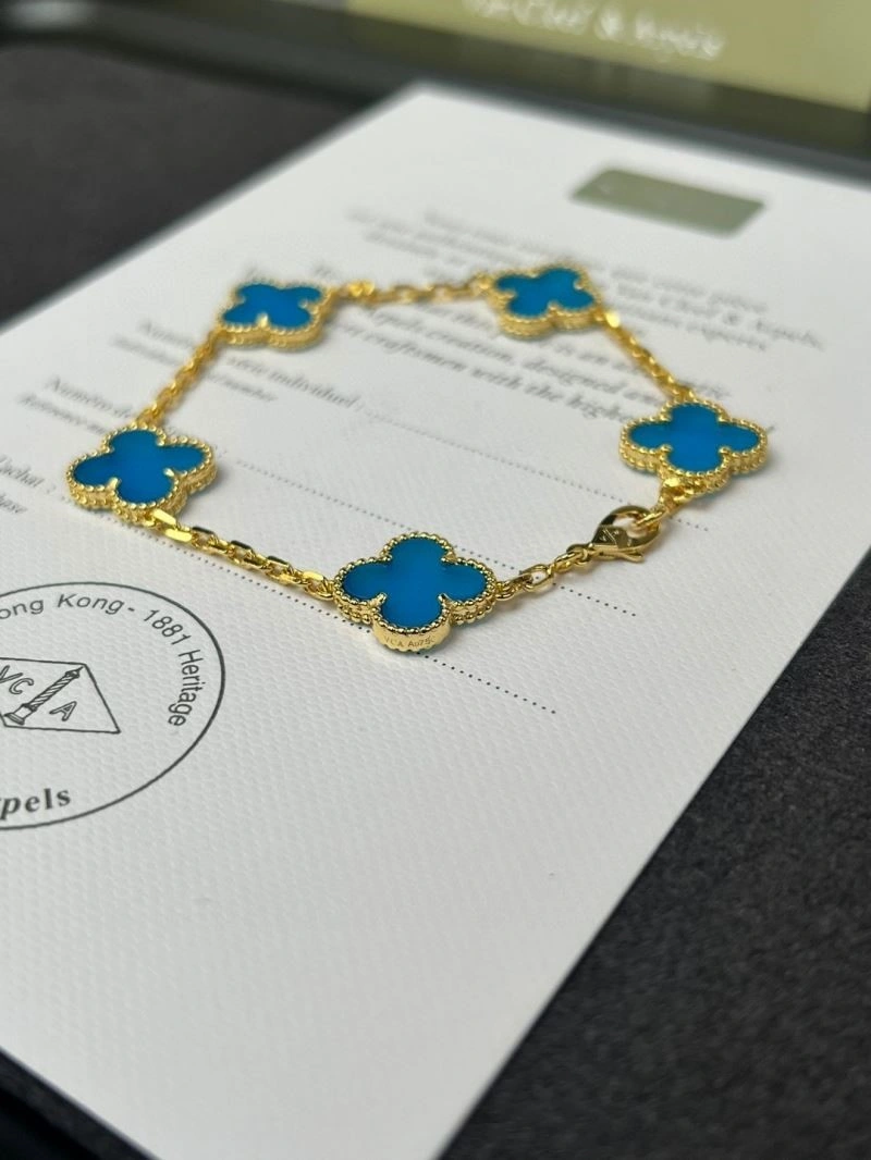 DailyWear Vca Bracelets 254841