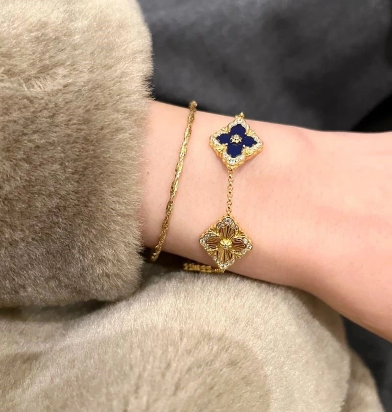 Effortless Vca Bracelets 254844