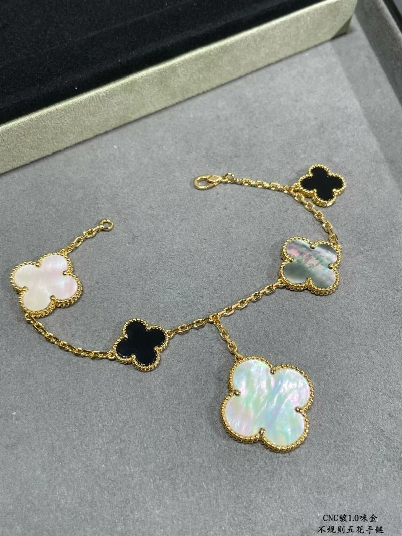 Durable Vca Bracelets 254813