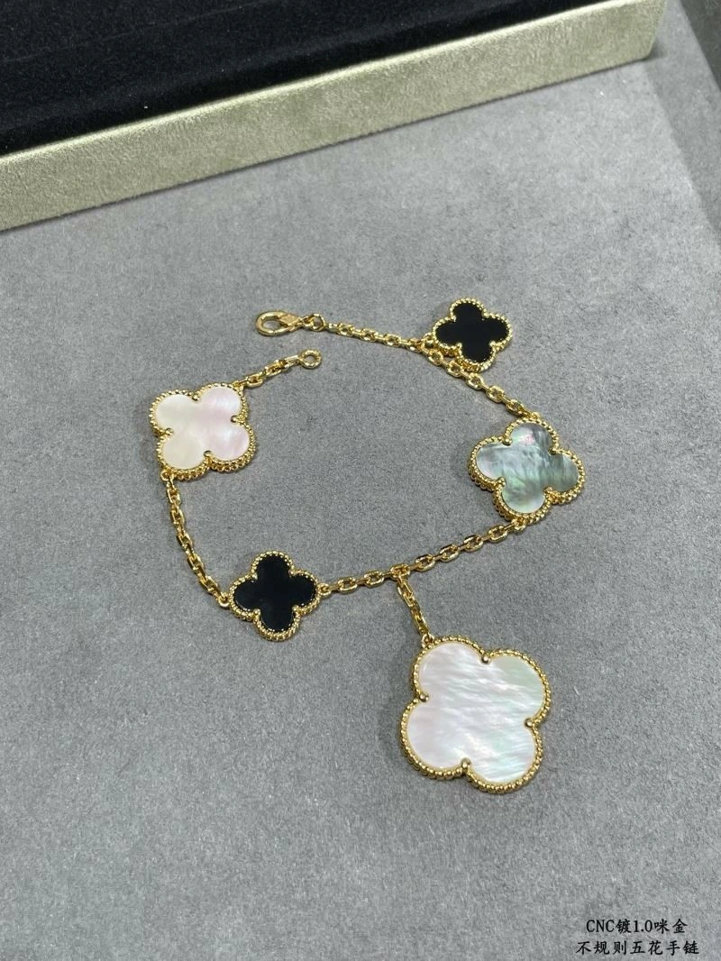 Durable Vca Bracelets 254813