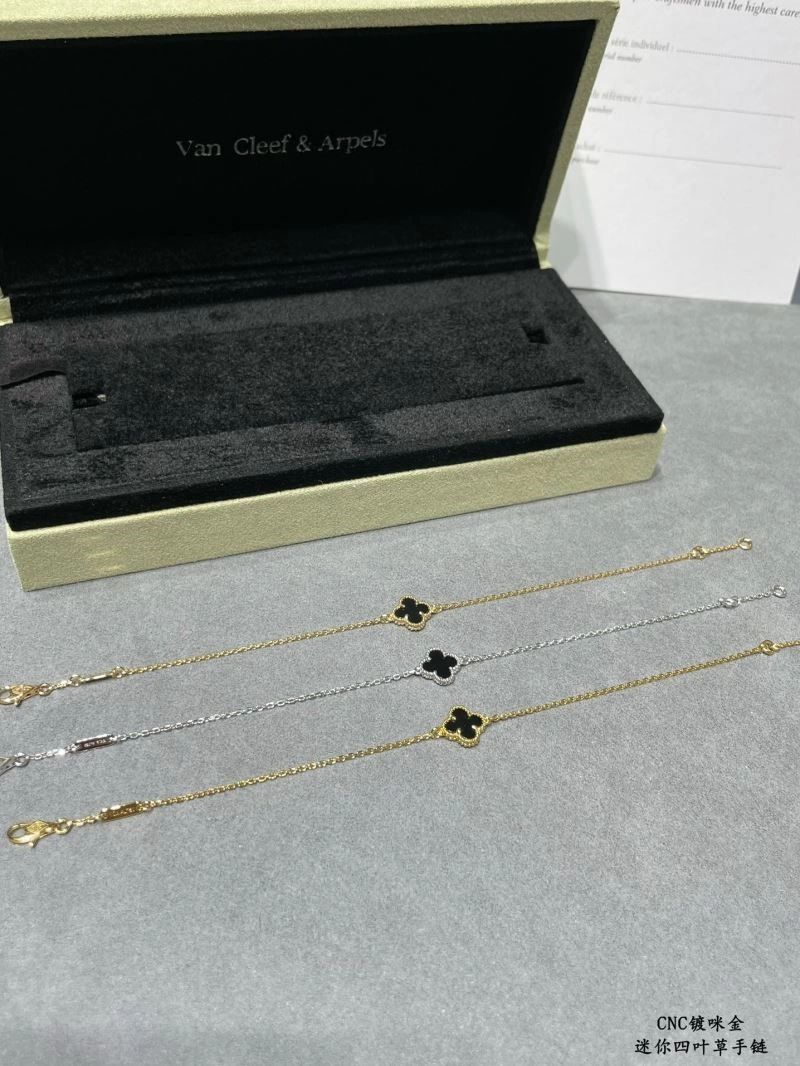 Vca Bracelets WaterResistant 254784