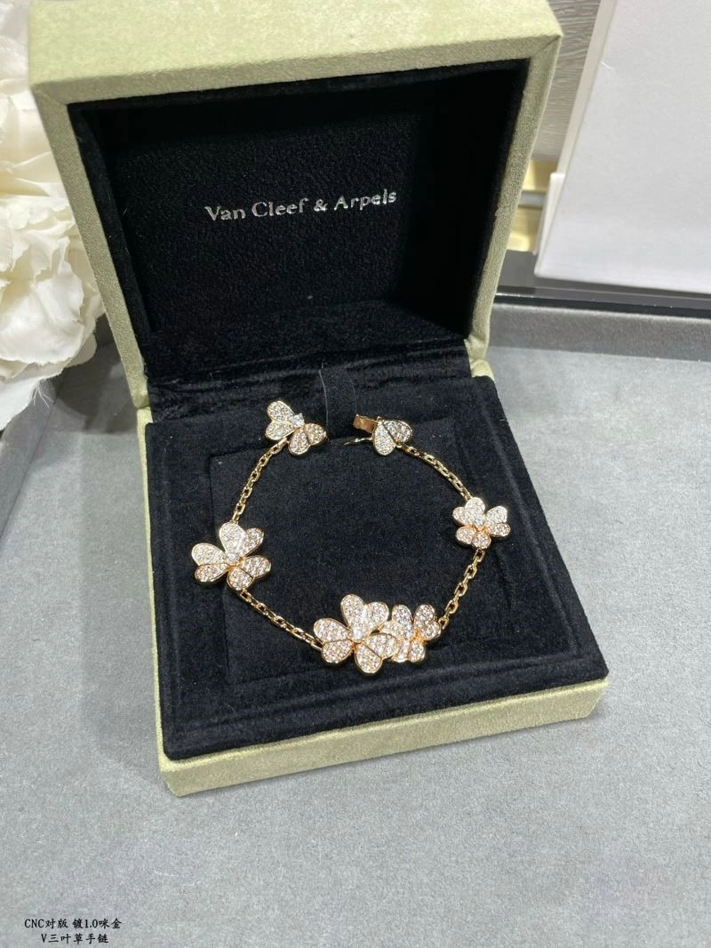 Vca Bracelets Timeless 254803
