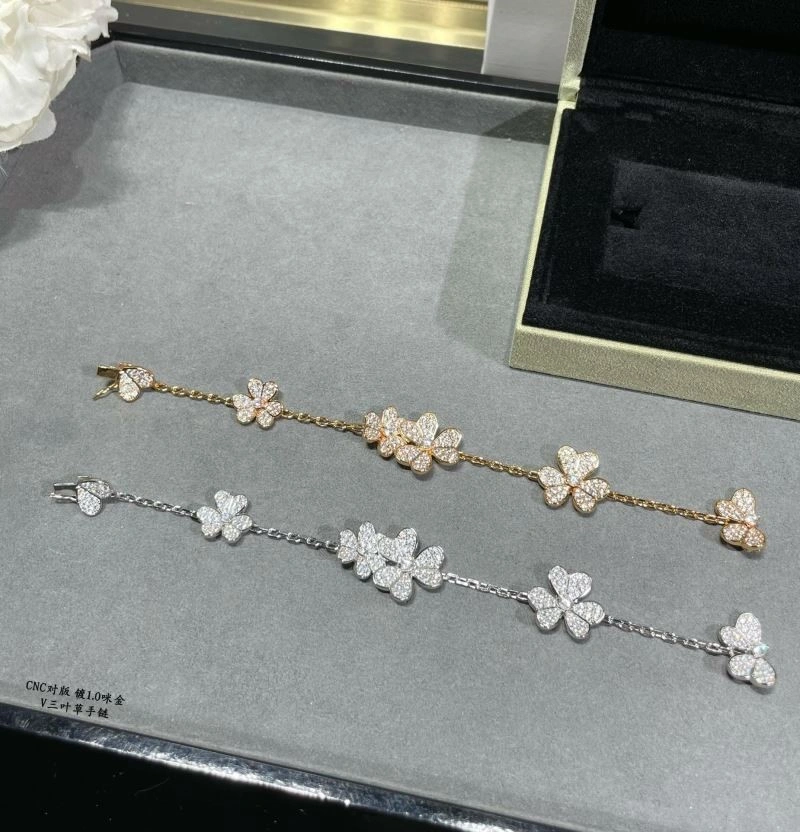 Vca Bracelets Timeless 254803