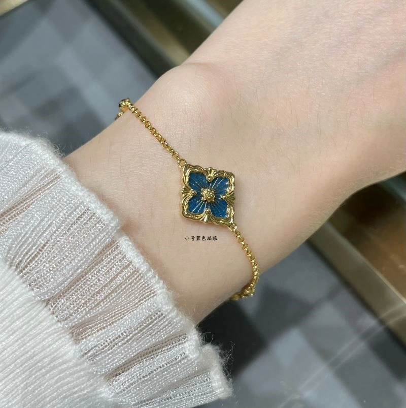 Vca Bracelets WrinkleFree 254579