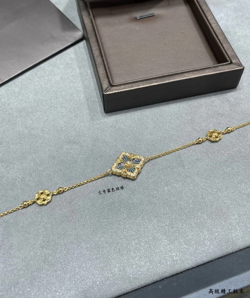 Functional Vca Bracelets 254581