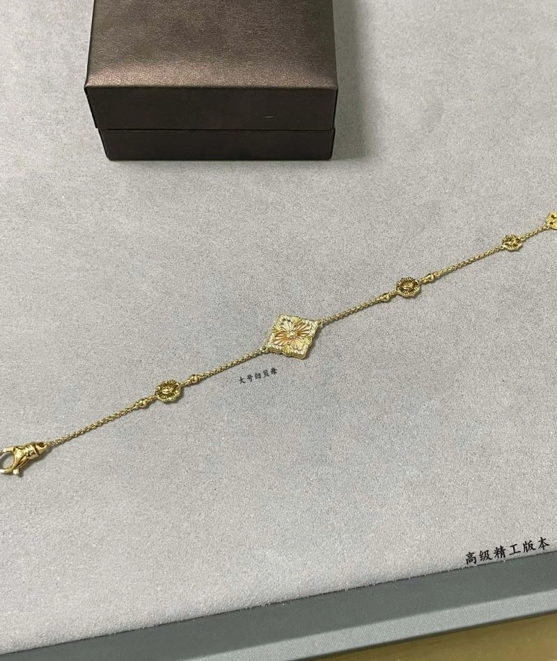 Vca Bracelets DailyWear 254570